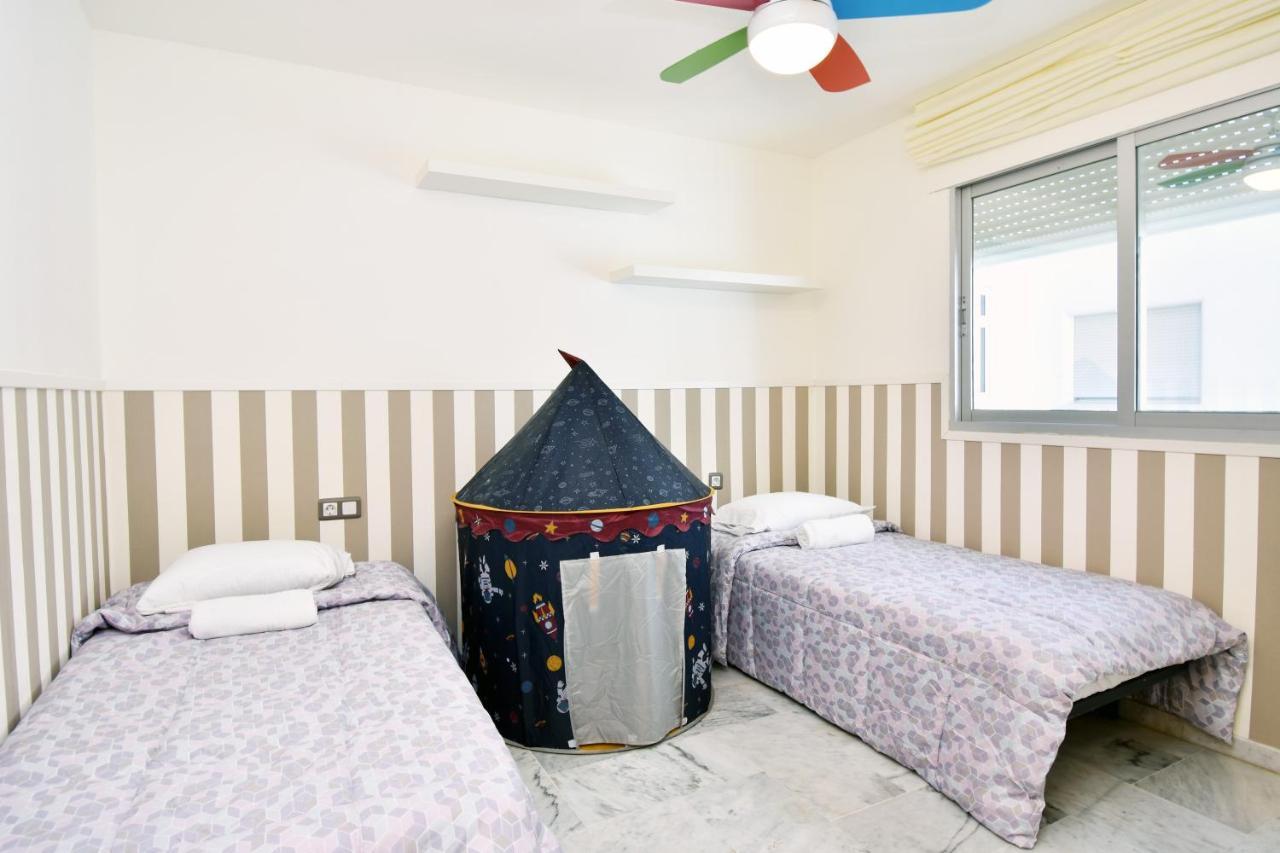 Apartamento De La Croix Apartment Fuengirola Bagian luar foto