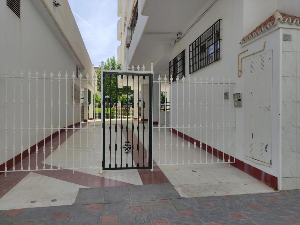 Apartamento De La Croix Apartment Fuengirola Bagian luar foto