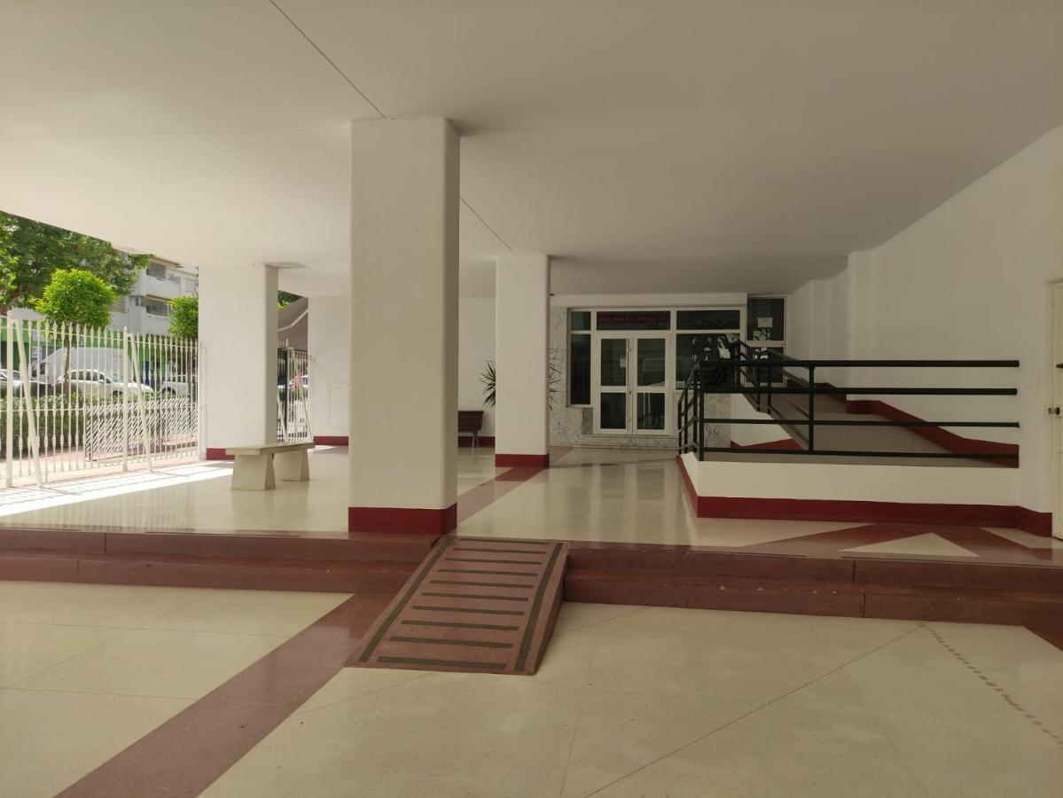 Apartamento De La Croix Apartment Fuengirola Bagian luar foto